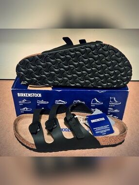 NEW Men's 10 Birkenstock Florida Soft Footbed Black Leather Sandal - MSRP $125